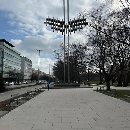 Apartament Jasne Mieszkanie Z Balkonem W Centrum