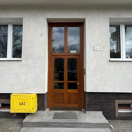 Jasne Mieszkanie Z Balkonem W Centrum Apartament *